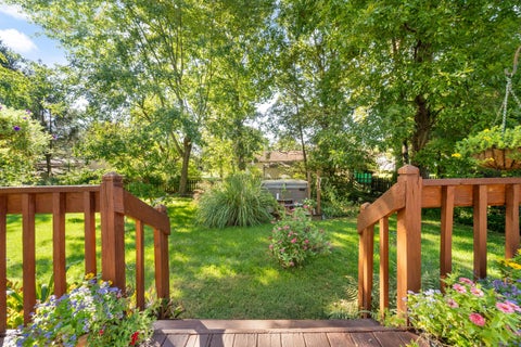 Tiny photo for 639 Link Road, Whitehall, OH 43213 (MLS # 226037250)