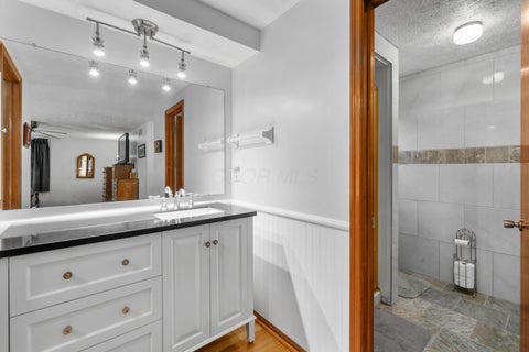 Tiny photo for 639 Link Road, Whitehall, OH 43213 (MLS # 226037250)