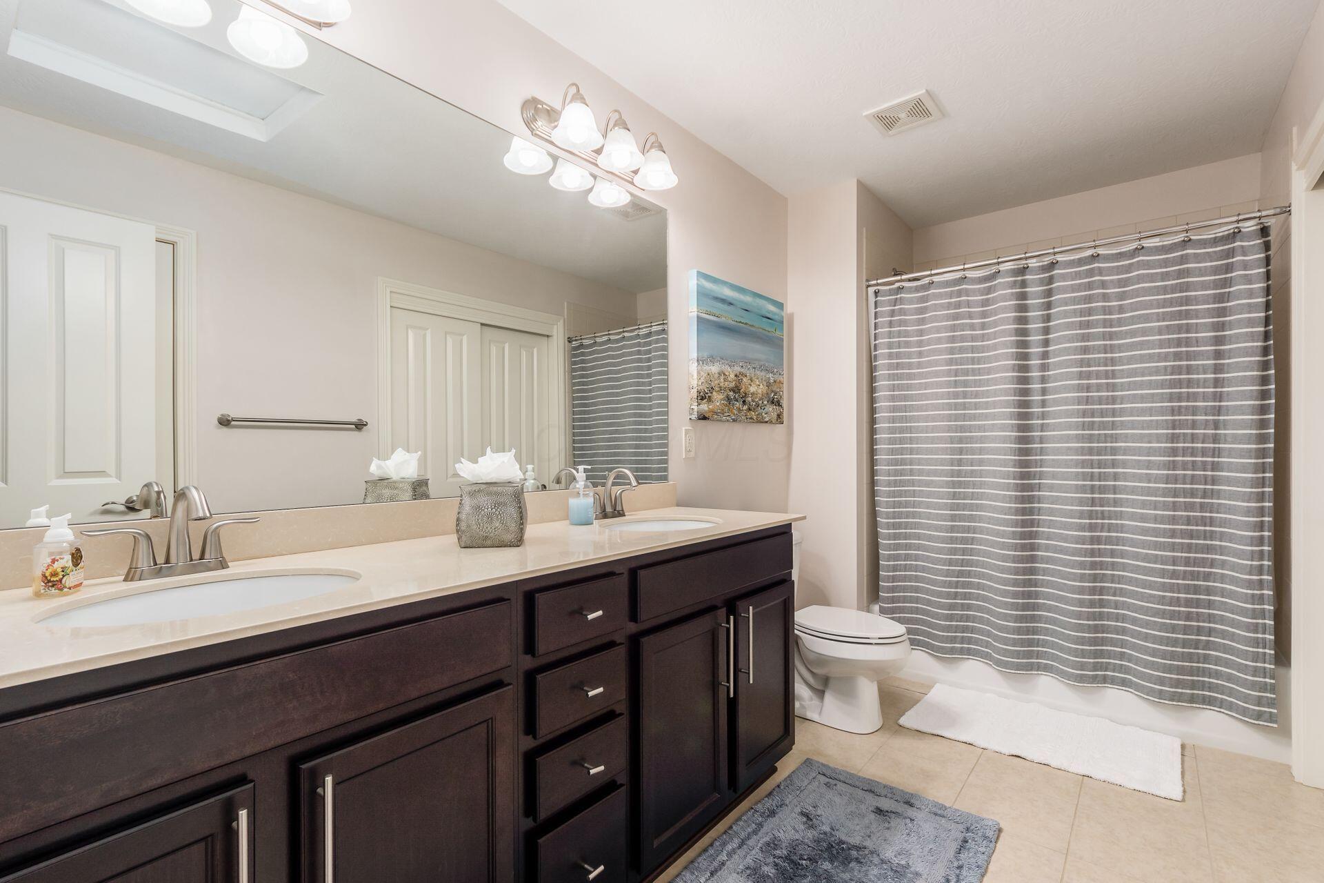 6717 Vineyard Haven Loop, Dublin, Ohio image 35