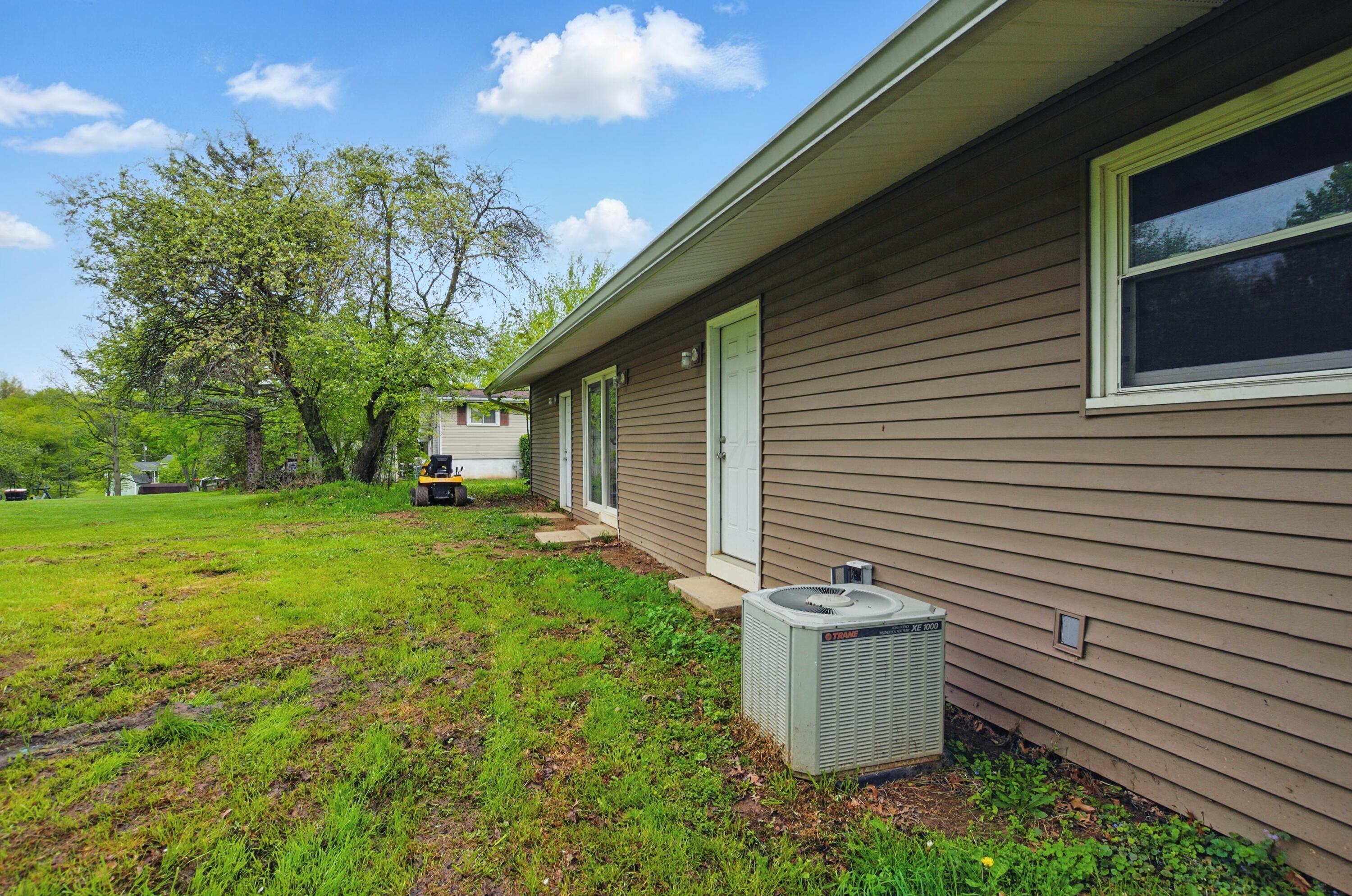 1085 Laver Road, Mansfield, Ohio image 14
