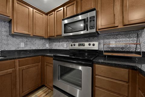 Tiny photo for 3963 Dinon Drive, Columbus, OH 43221 (MLS # 226005503)