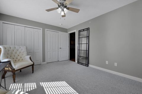 Tiny photo for 3963 Dinon Drive, Columbus, OH 43221 (MLS # 226005503)