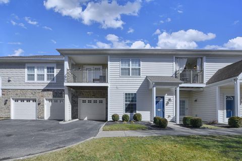 Photo of 3963 Dinon Drive, Columbus, OH 43221 (MLS # 226005503)