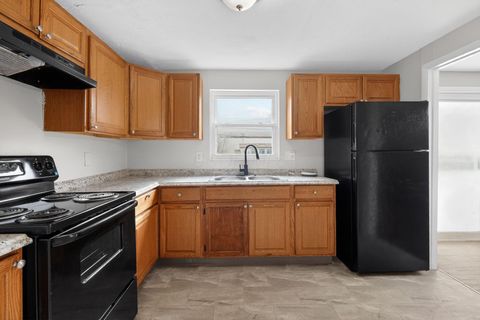 Tiny photo for 1433 Venice Drive, Columbus, OH 43207 (MLS # 225045951)