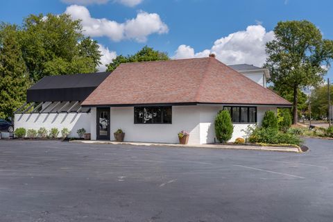 Photo of 121 E High Street, London, OH 43140 (MLS # 225041589)