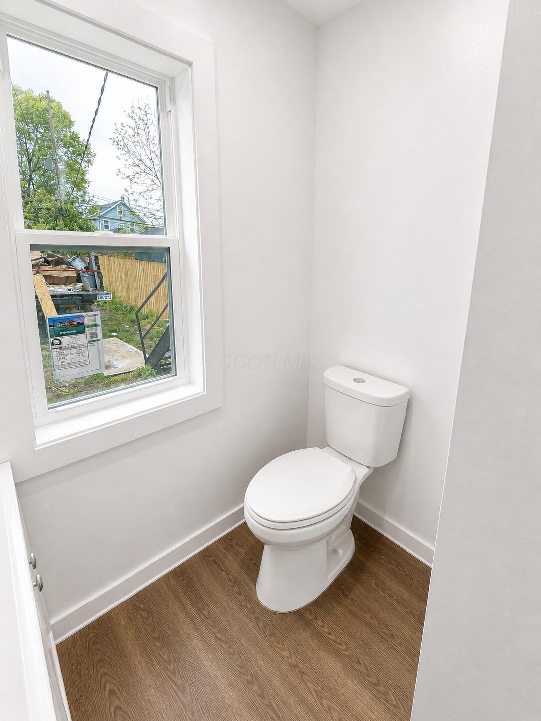 411 Saint Clair Avenue 409