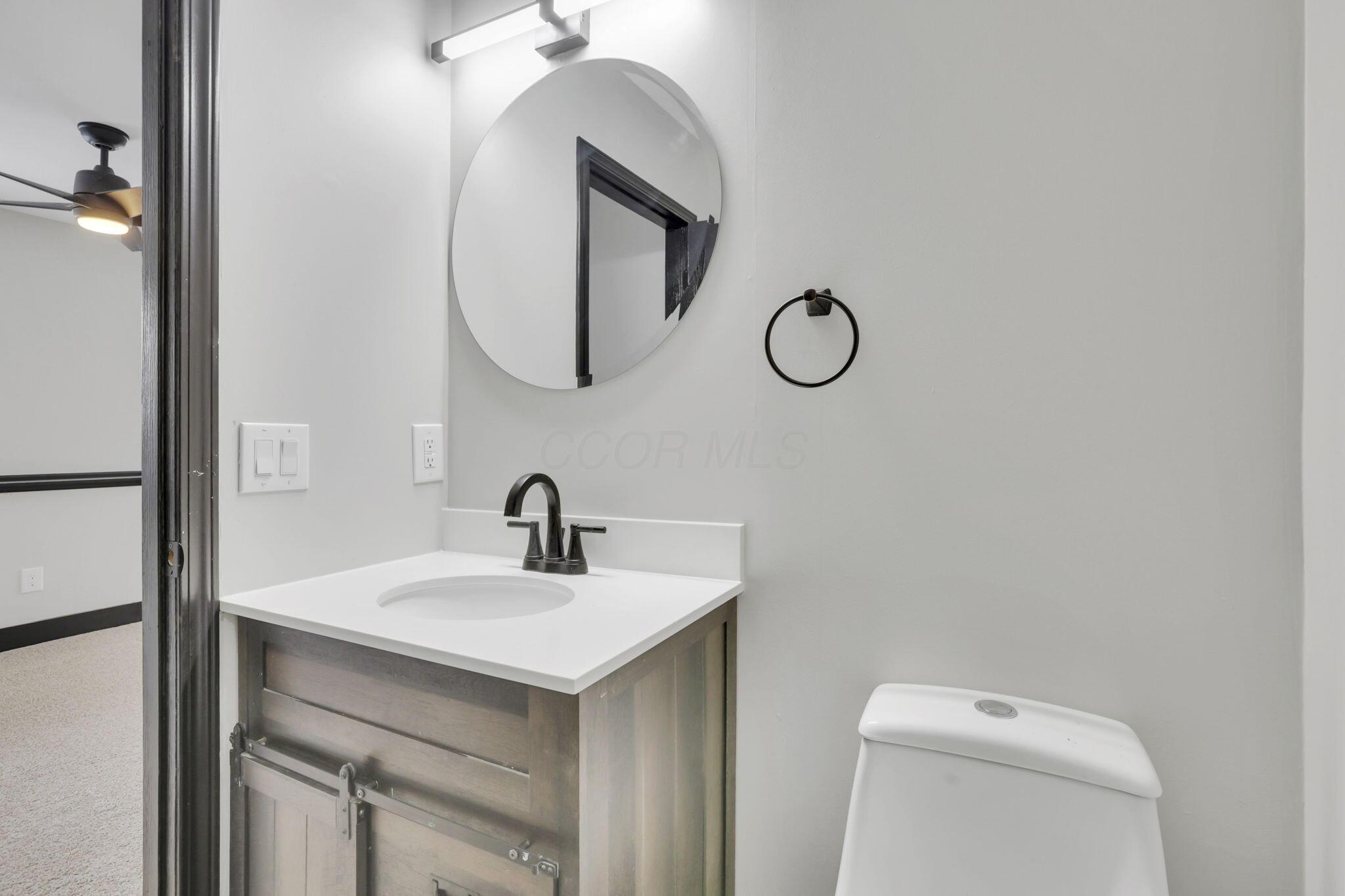 7891 Fairfax Loop Drive, Blacklick, Ohio image 29