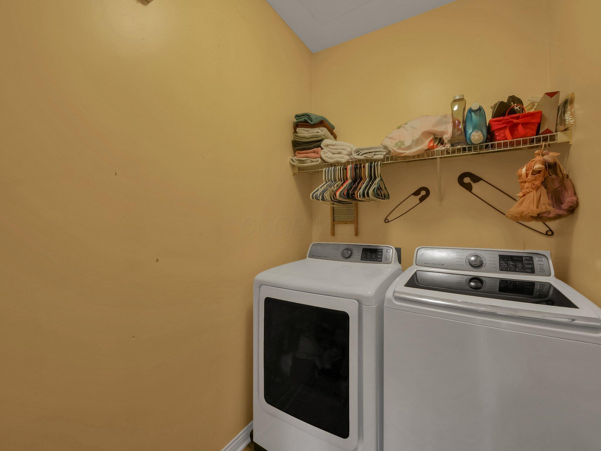 8547 Haleigh Woods Drive, Blacklick, Ohio image 11
