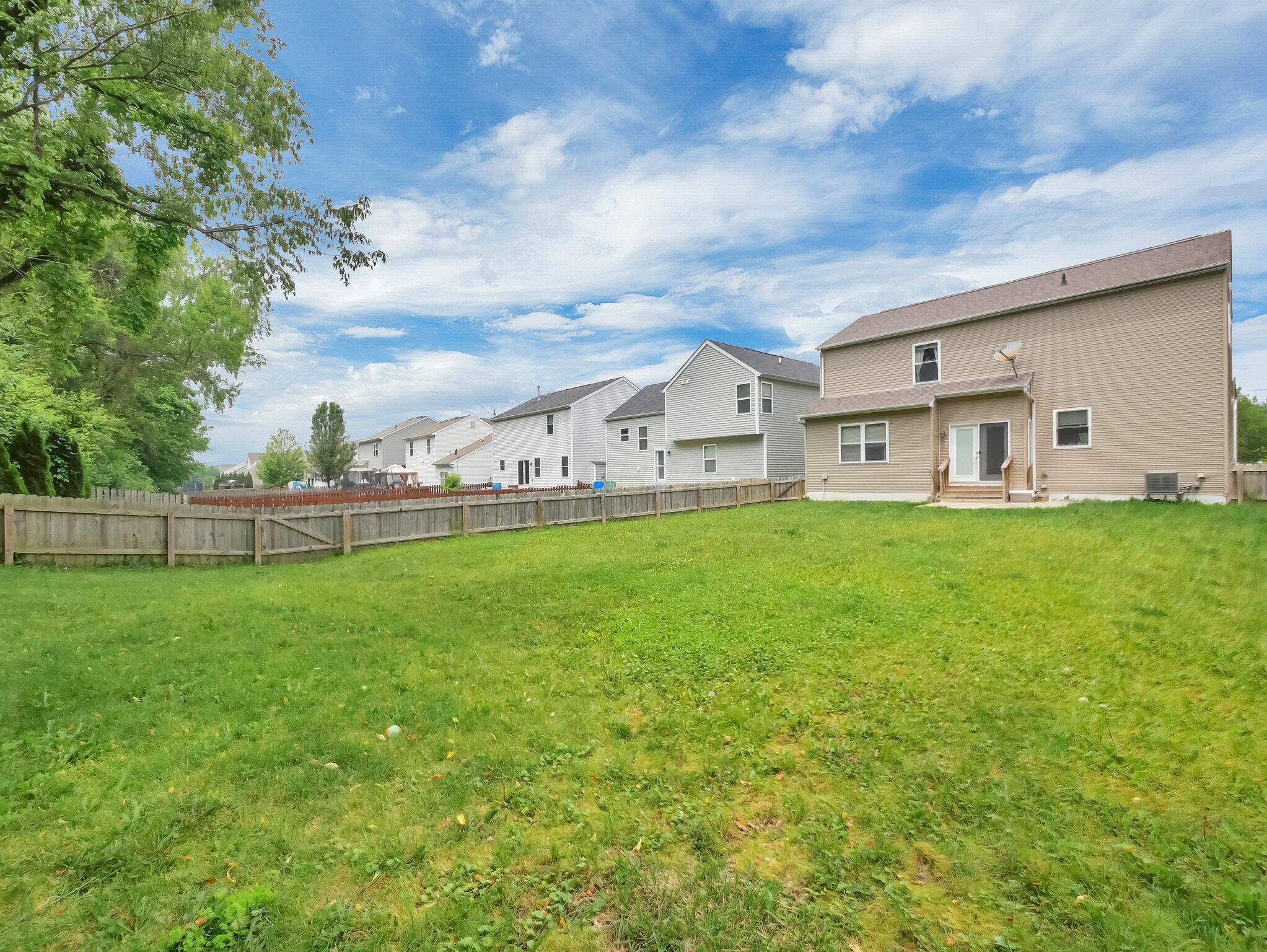 8547 Haleigh Woods Drive, Blacklick, Ohio image 23