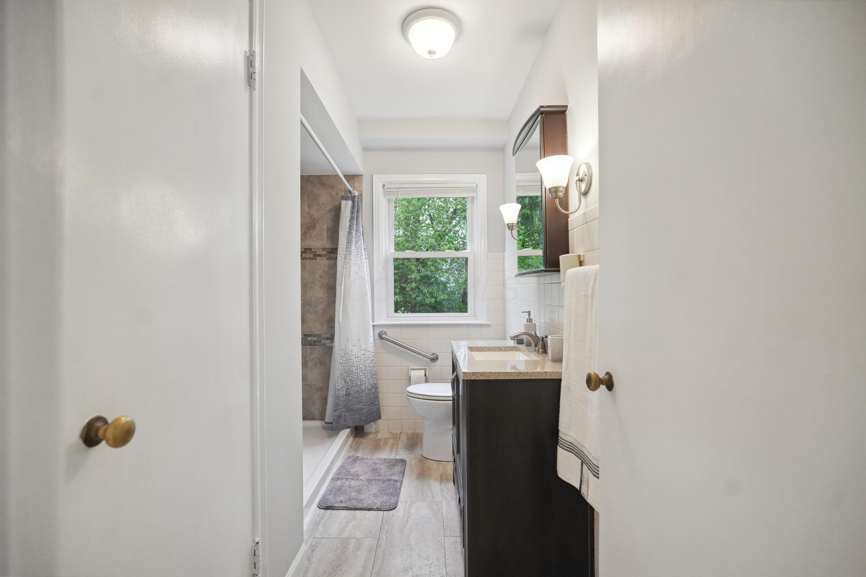 708 Barnard Avenue, Mansfield, Ohio image 17