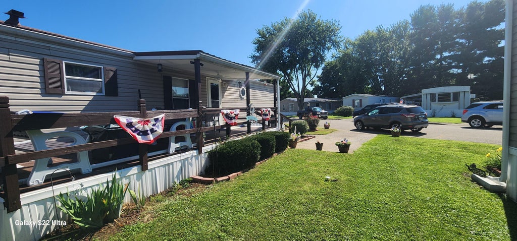 Photo of 189 Parklawn Drive, Circleville, OH 43113 (MLS # 226032241)