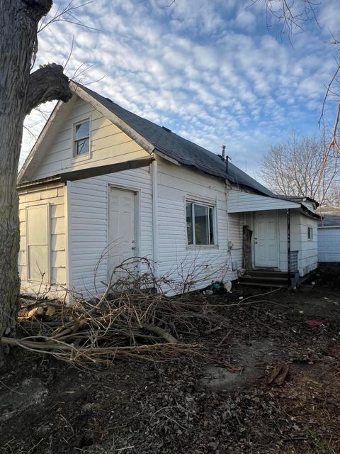 Photo of 408 W Front Street, New Holland, OH 43145 (MLS # 226005941)