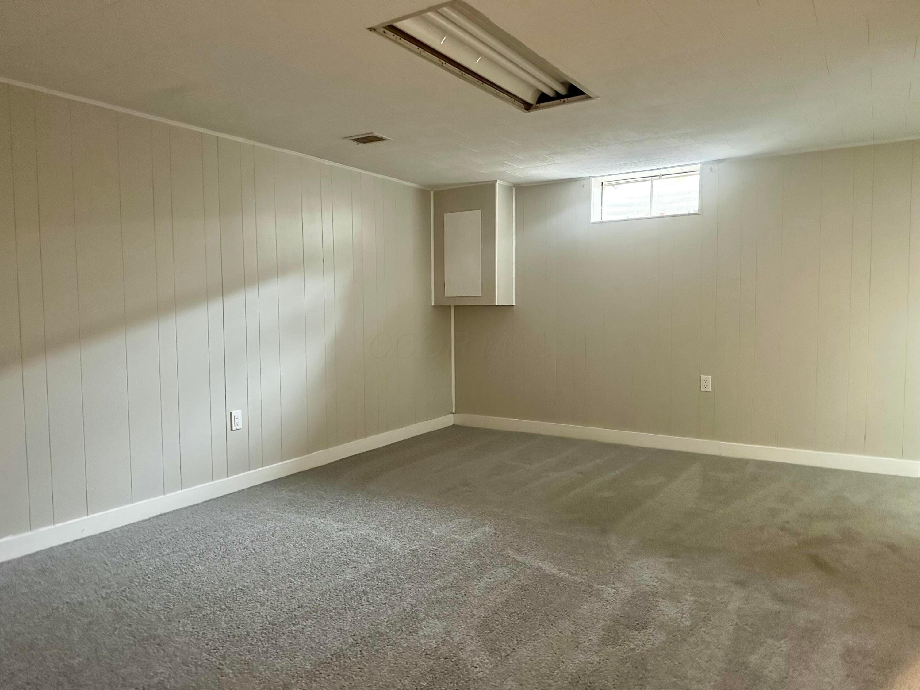 3819 Queen Anne Place #B21, Grove City, Ohio image 32