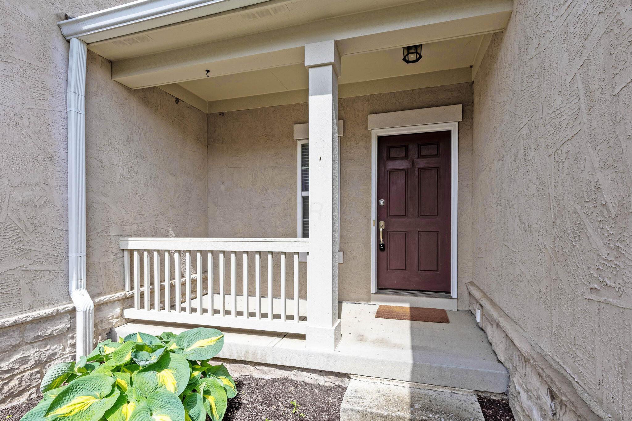 7330 Deer Valley Xing, Powell, Ohio image 42