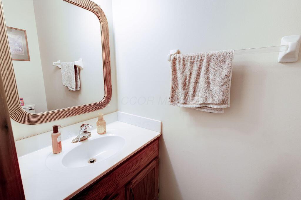 584 Spring Brook, Westerville, Ohio image 17