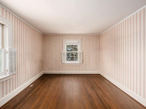 Tiny photo for 2350 Bryden Road, Bexley, OH 43209 (MLS # 225044728)