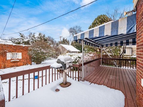 Tiny photo for 2350 Bryden Road, Bexley, OH 43209 (MLS # 225044728)