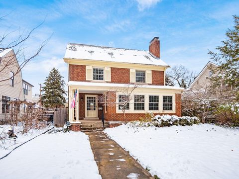 Tiny photo for 2350 Bryden Road, Bexley, OH 43209 (MLS # 225044728)