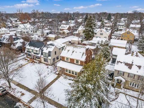 Tiny photo for 2350 Bryden Road, Bexley, OH 43209 (MLS # 225044728)