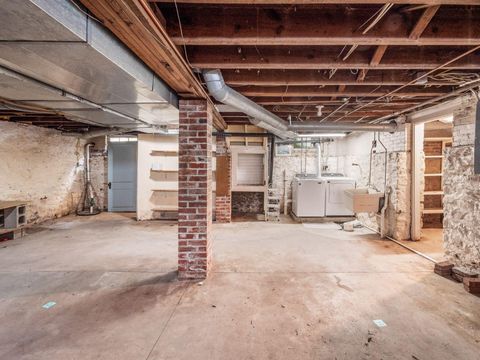 Tiny photo for 2350 Bryden Road, Bexley, OH 43209 (MLS # 225044728)