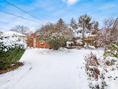 Tiny photo for 2350 Bryden Road, Bexley, OH 43209 (MLS # 225044728)