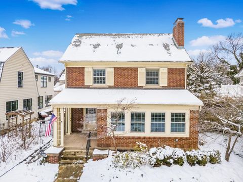 Tiny photo for 2350 Bryden Road, Bexley, OH 43209 (MLS # 225044728)