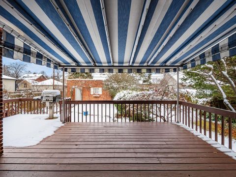 Tiny photo for 2350 Bryden Road, Bexley, OH 43209 (MLS # 225044728)