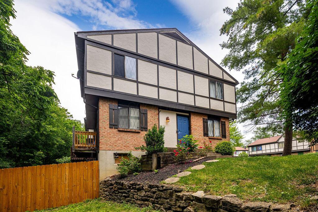 439 Dartmouth Circle #30, Cincinnati, Ohio image 1