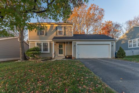 Photo of 3854 Deer Knoll Drive, Columbus, OH 43230 (MLS # 225042880)