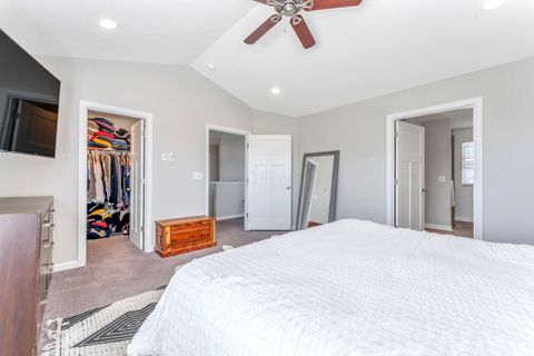 Tiny photo for 4858 Farview Road, Columbus, OH 43231 (MLS # 225045572)