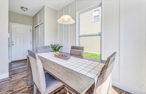 Tiny photo for 4858 Farview Road, Columbus, OH 43231 (MLS # 225045572)