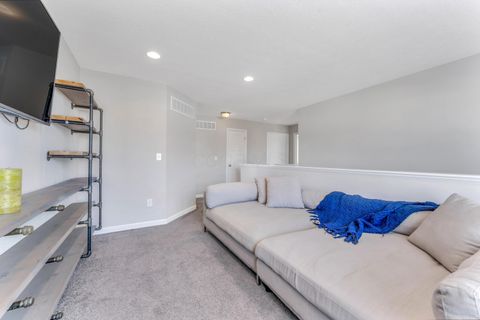 Tiny photo for 4858 Farview Road, Columbus, OH 43231 (MLS # 225045572)