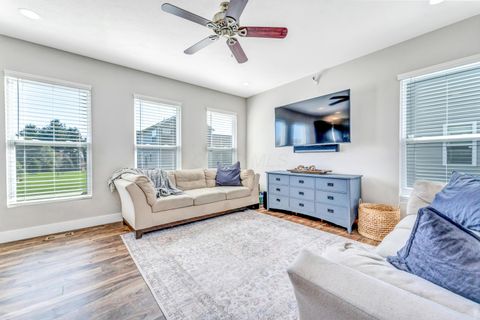 Tiny photo for 4858 Farview Road, Columbus, OH 43231 (MLS # 225045572)