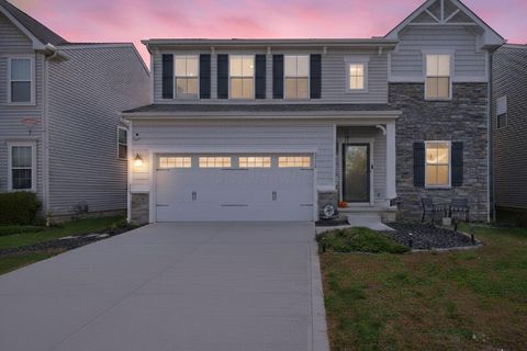 Photo of 5554 Lehman Meadows Drive, Canal Winchester, OH 43110 (MLS # 225040190) Photo of 5554 Lehman Meadows Drive, Canal Winchester, OH 43110 (MLS # 225040190)
