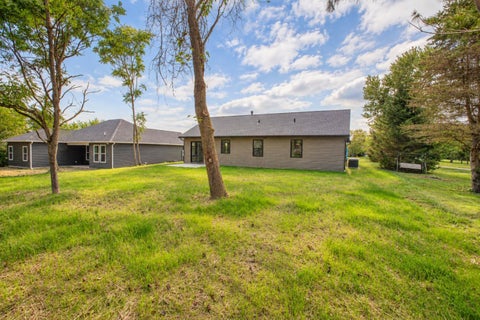 Tiny photo for 13946 Monroe Mills Road, Howard, OH 43028 (MLS # 226037932)