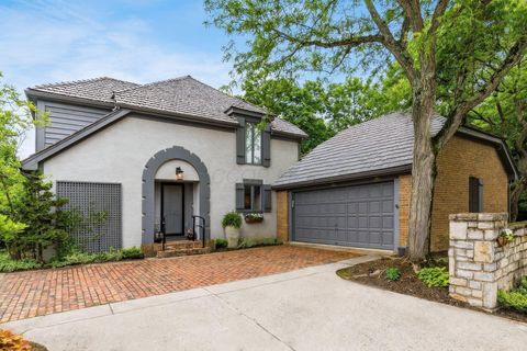 Photo of 8547 Pitlochry Court, Dublin, OH 43017 (MLS # 225032874)