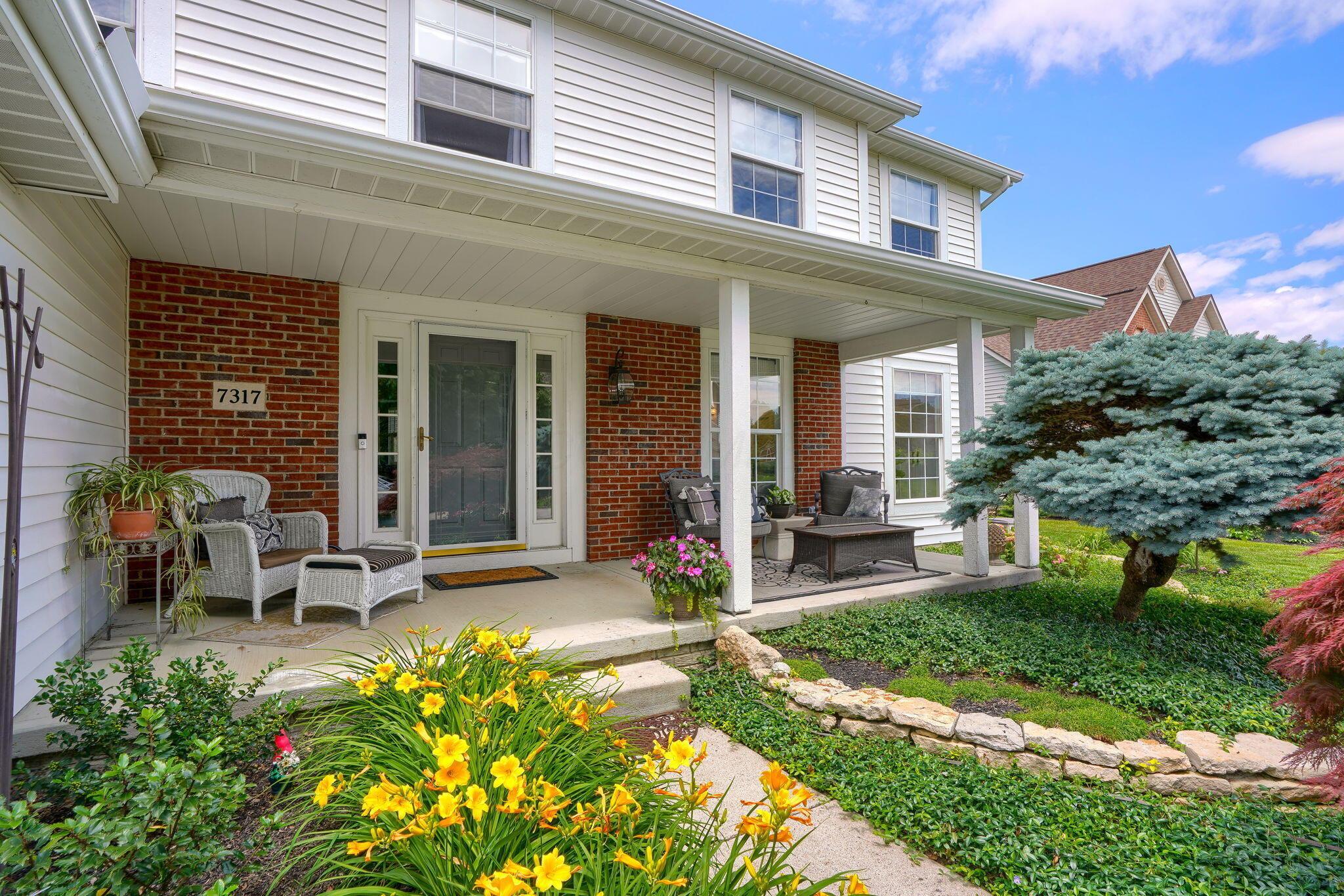 7317 Crosett Court, Canal Winchester, Ohio image 3