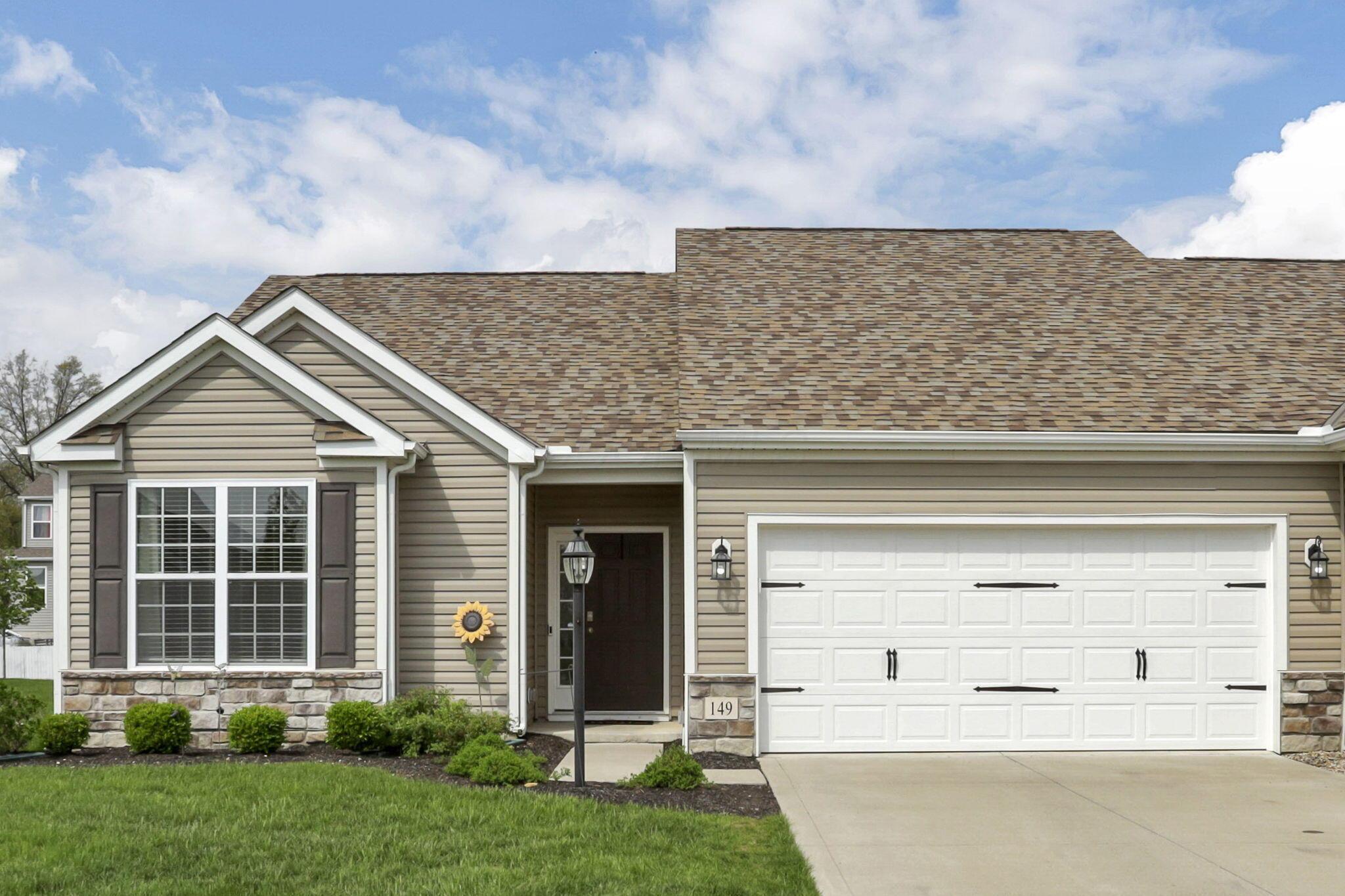 149 Broadmoore Boulevard, Pataskala, Ohio image 1