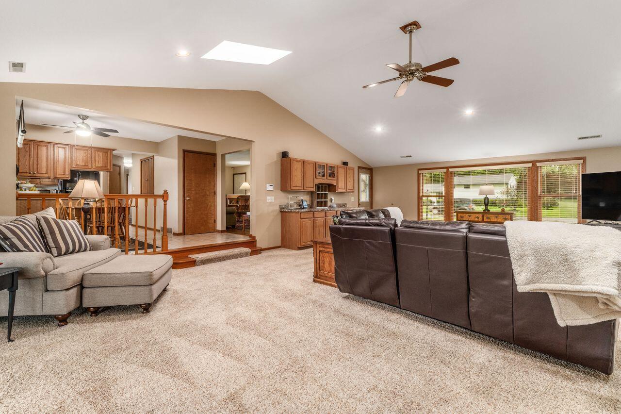 2040 Riggs Road, Newark, Ohio image 10