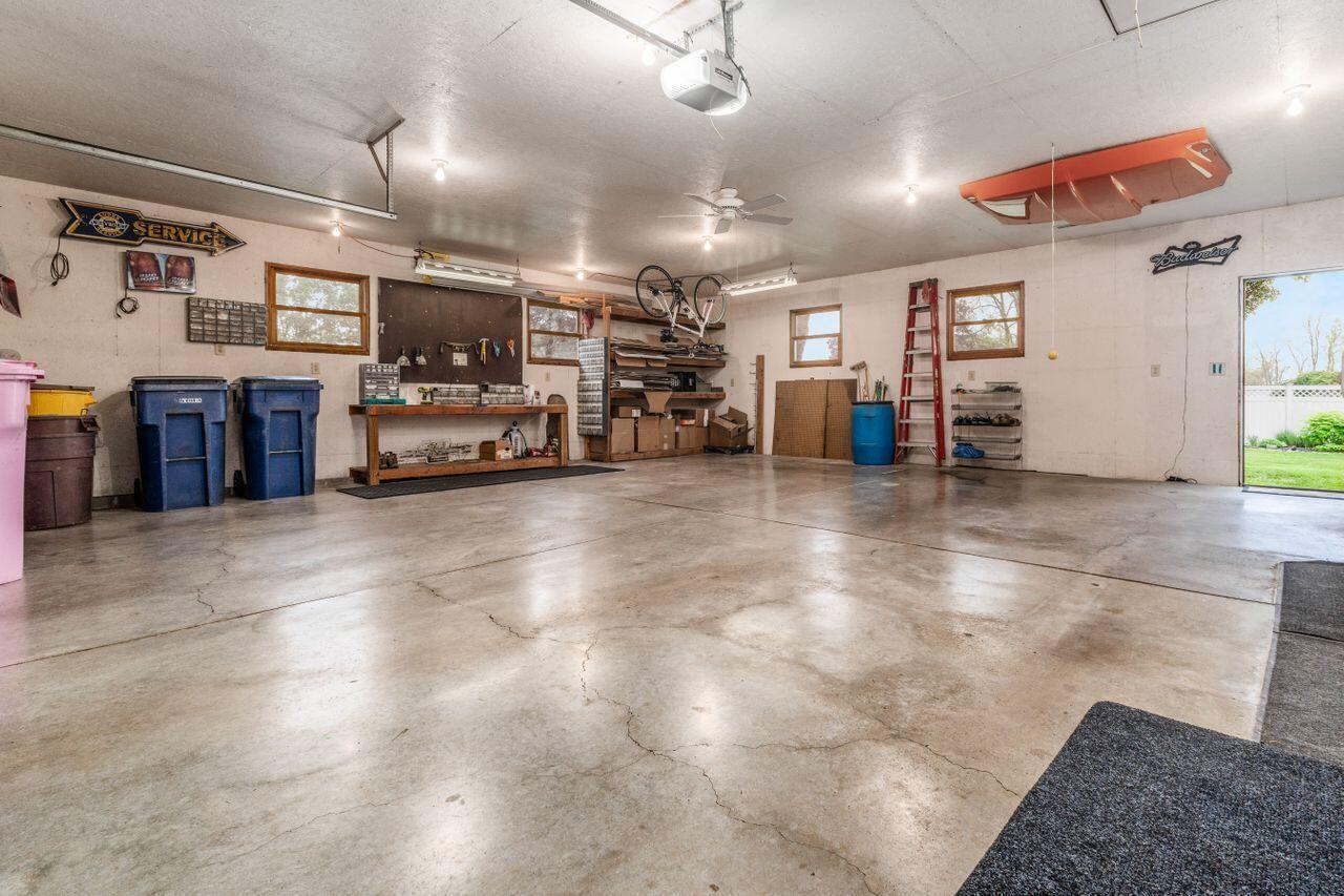 2040 Riggs Road, Newark, Ohio image 37