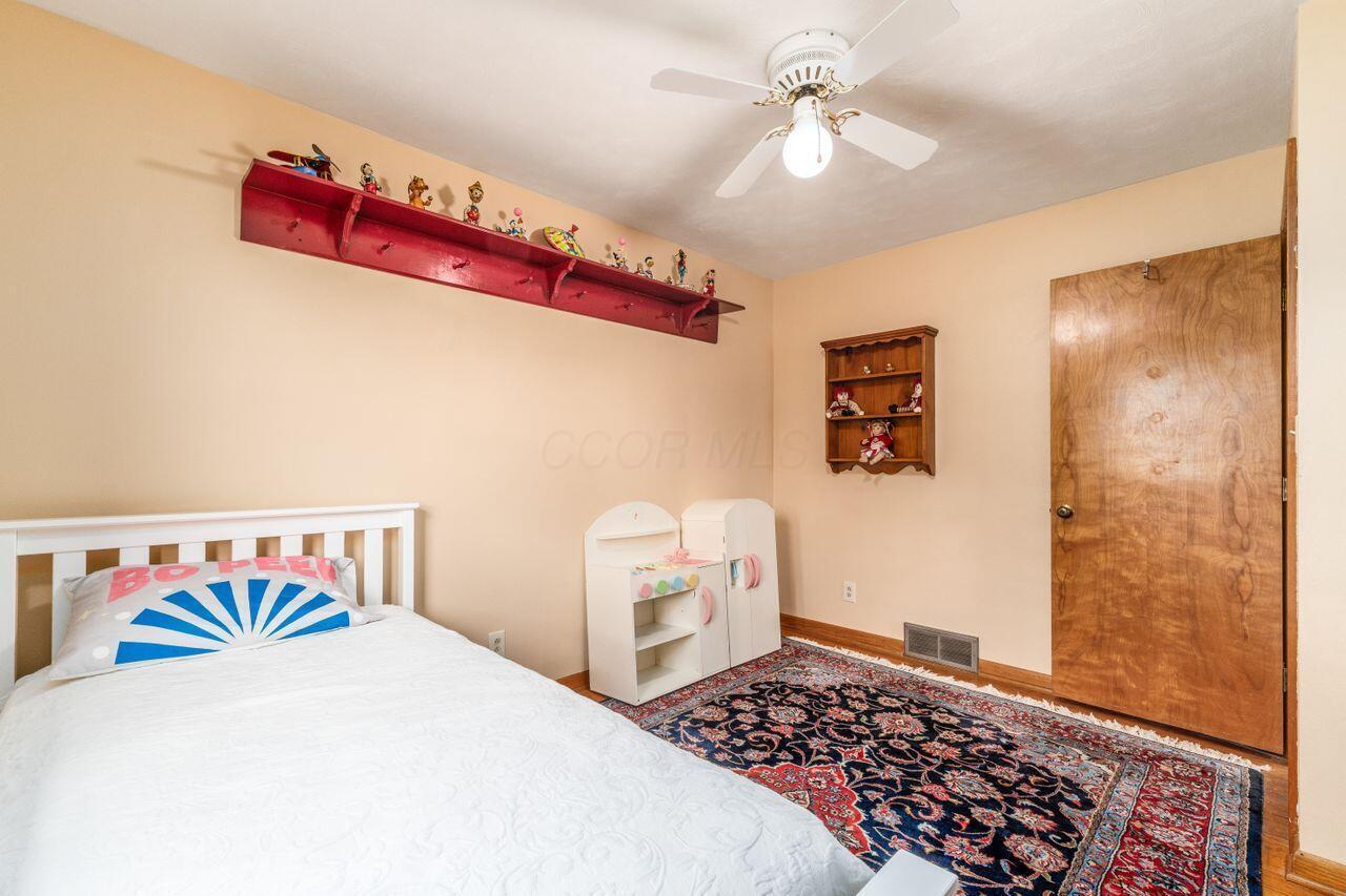 2040 Riggs Road, Newark, Ohio image 31