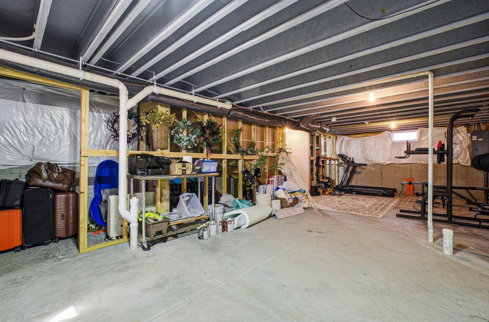 Plain City, Ohio 43064, United States, 5 Bedrooms Bedrooms, ,3 BathroomsBathrooms,Residential,Coming Soon,226821