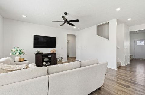 Tiny photo for 485 Melissa Drive, Plain City, OH 43064 (MLS # 225038879)