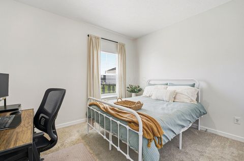Tiny photo for 485 Melissa Drive, Plain City, OH 43064 (MLS # 225038879)
