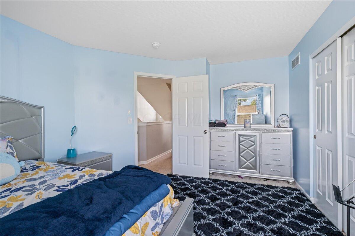 6004 Goldstone Drive, Grove City, Ohio image 38