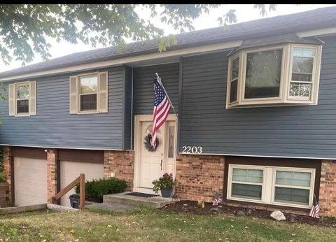 Photo of 2203 Belltree Drive, Reynoldsburg, OH 43068 (MLS # 226003221)