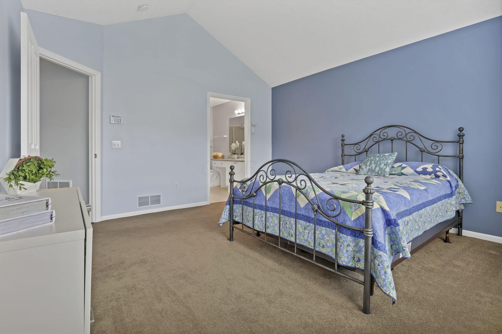 6542 Lakeview Circle, Canal Winchester, Ohio image 28