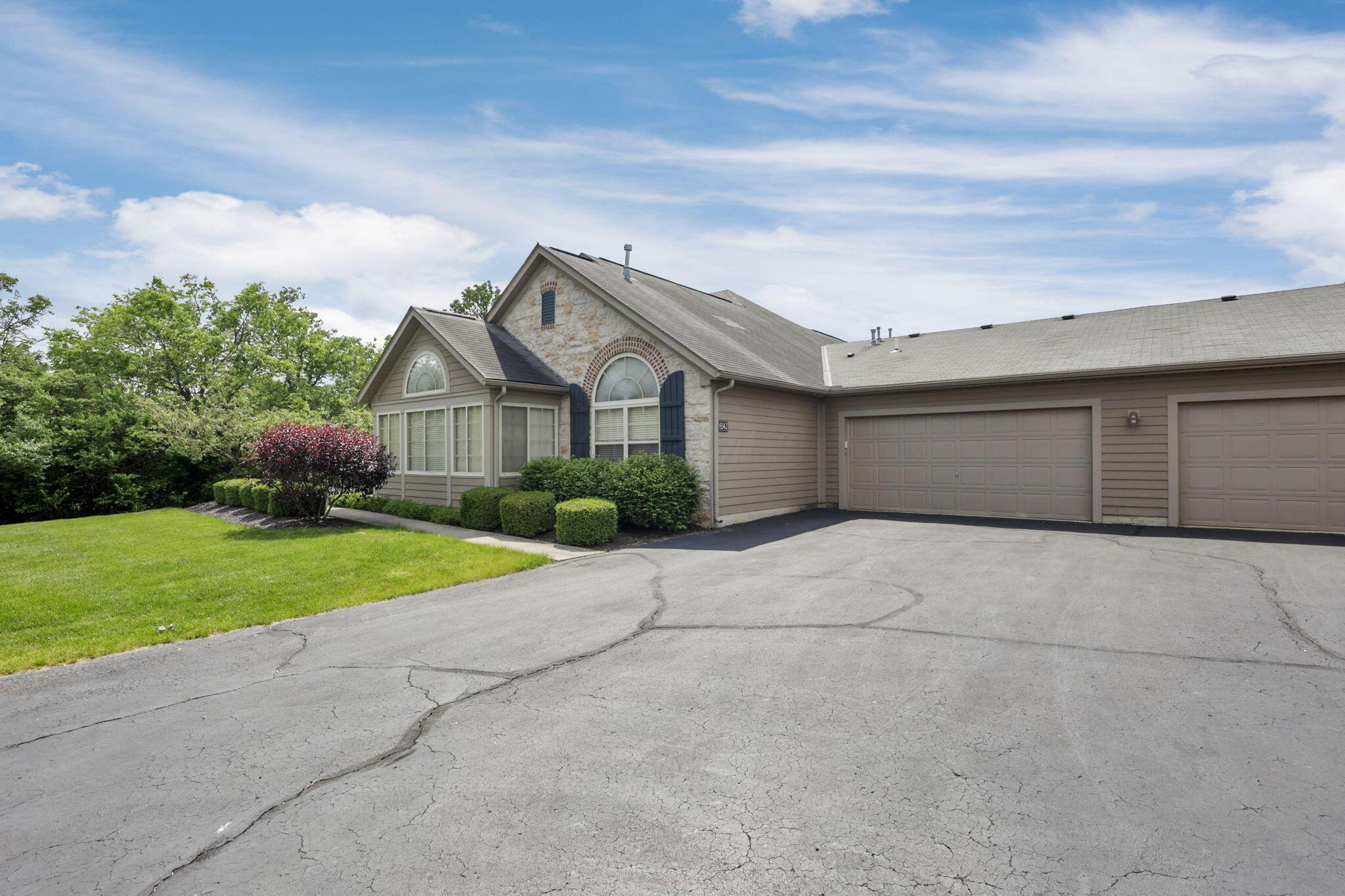 6542 Lakeview Circle, Canal Winchester, Ohio image 6