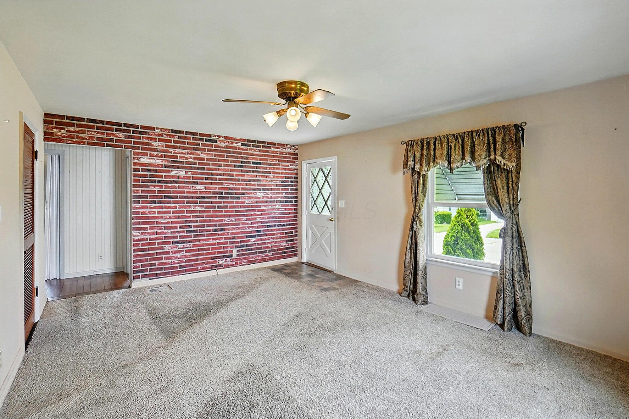 1330 Amherst Road, Springfield, Ohio image 4