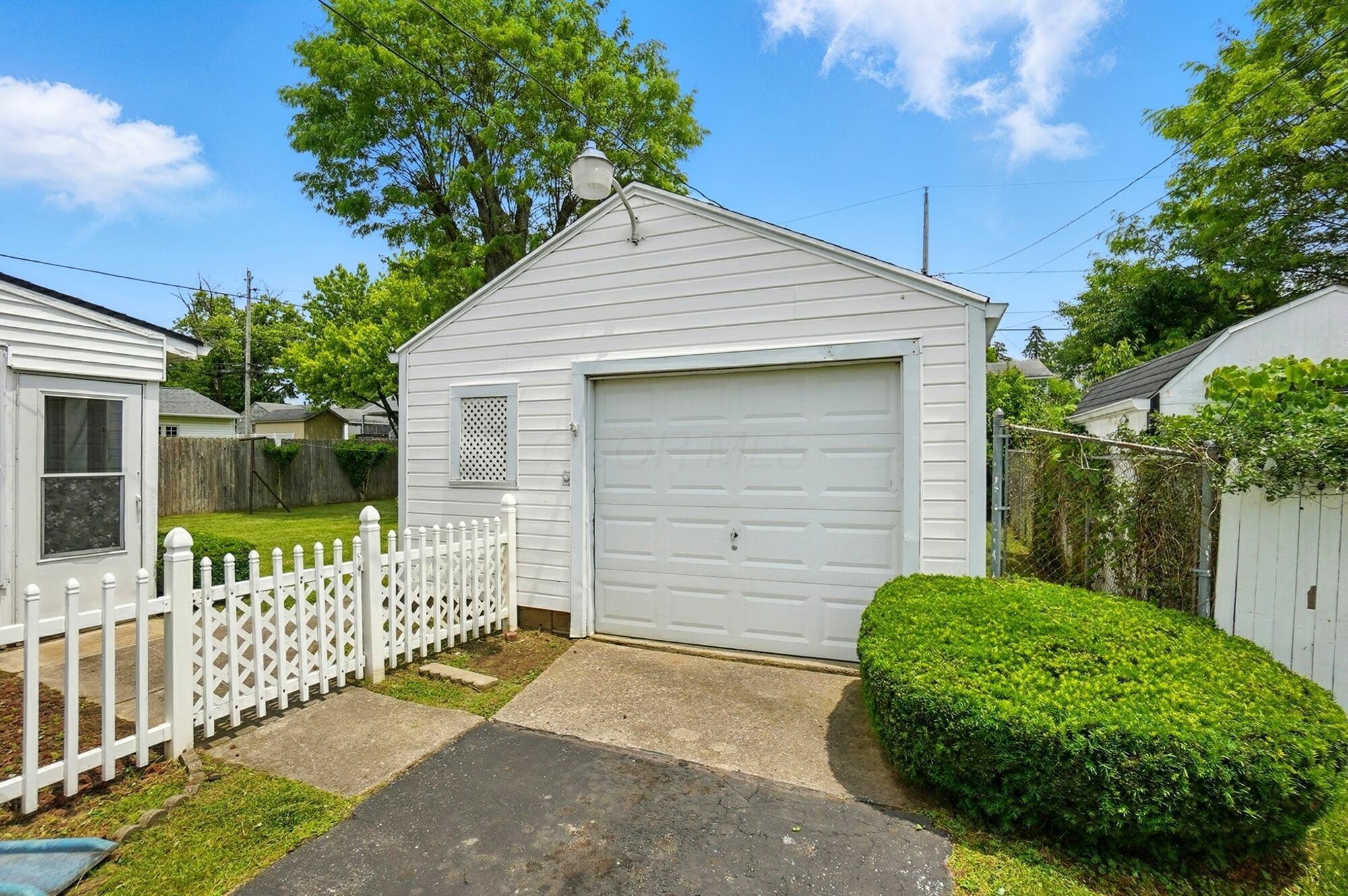 1330 Amherst Road, Springfield, Ohio image 28